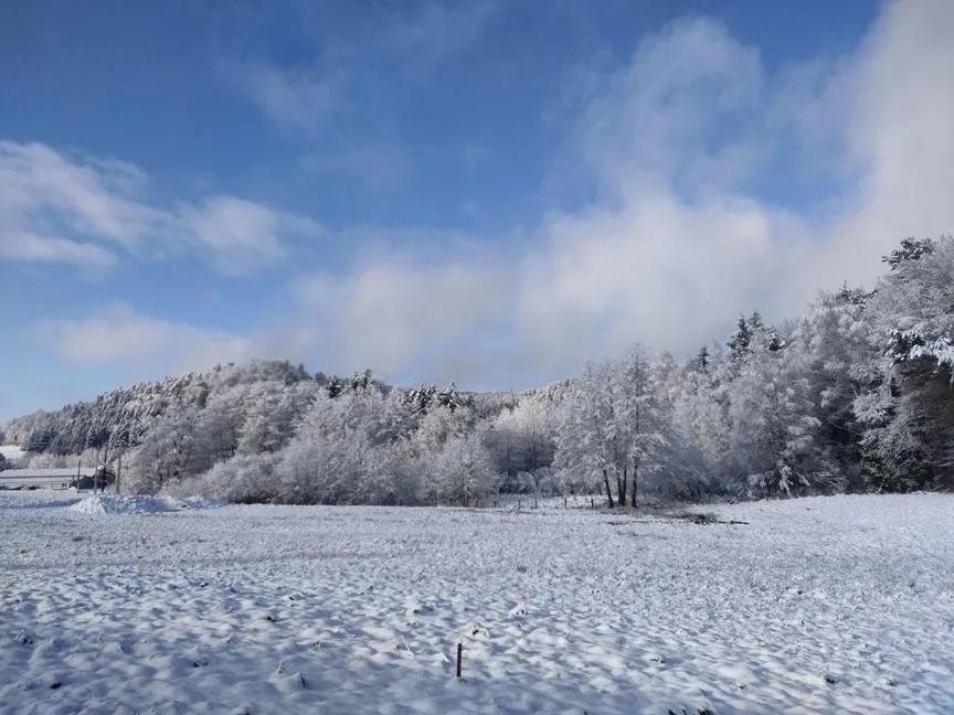 Charmant Gite, Au Calme, Avec Vue Imprenable Sur La Nature Environnante Deycimont Bagian luar foto